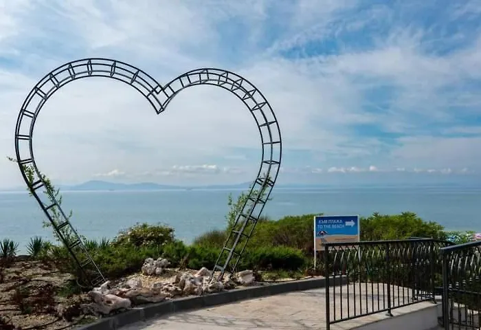 Апартамент Bayview Todorov Бургас