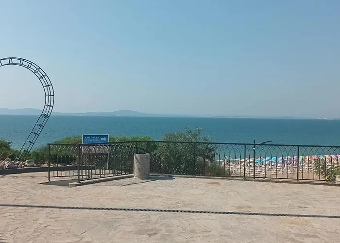 Bayview Todorov * 布尔加斯